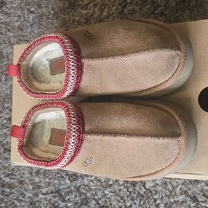 UGG Kids Tan Slippers with Red Accent